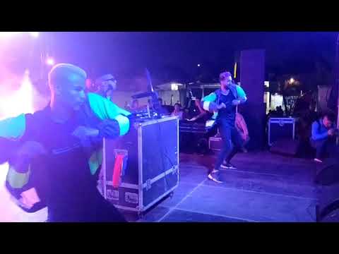 Aquí se Baila de todo remix