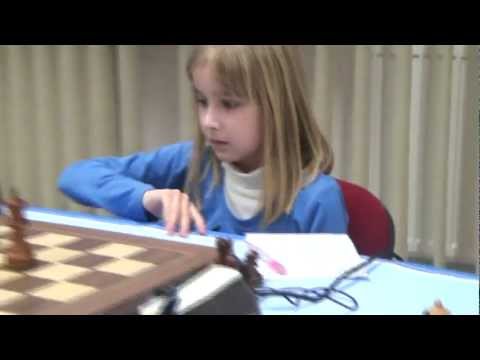 D12 6.4. Martina Hlavinová - Lucia Liščinská 0 - 1