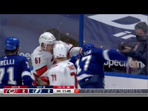NHL Fight - Hurricanes @ Lightning - Gardiner vs Killorn - 19 04 2021