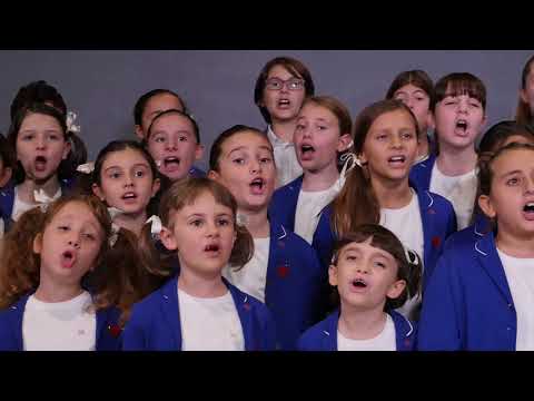Il Piccolo Coro in Zecchino d'Oro Medley
