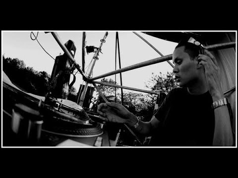 Stefan ZMK - @ HnR Free party Amsterdam (2009)