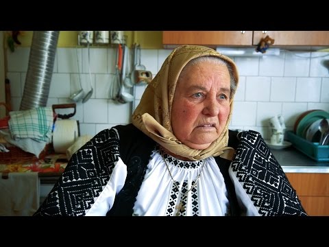 Când mergi cu iubita la bunici - MIRCEA BRAVO