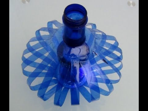 Lámpara decorativa realizada con dos botellas de plástico pet