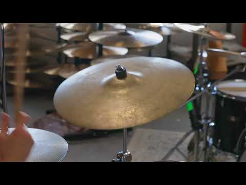 1970s Zildjian 18" A Thin Stamp Crash Cymbal 1432g Bild 13