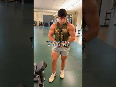 Bro Is Jacked😳 #gym #gymshorts #gymbro #workout #weightlifting