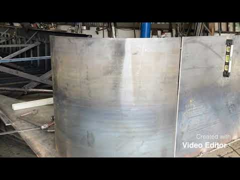 2: Building a narrowboat.The start of the build and 3 weeks on