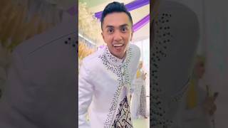 Download lagu Kamu jomblo ayo cepet nikah #nikahcampur #nikahyuk #comedy #funny #shorts #short mp3