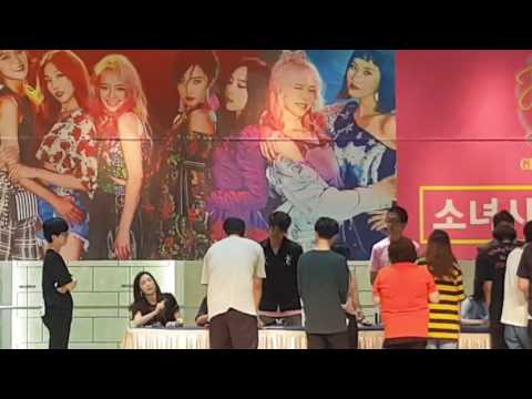 170811 SNSD Fansign @ Lotte Mall by Yuiyuii