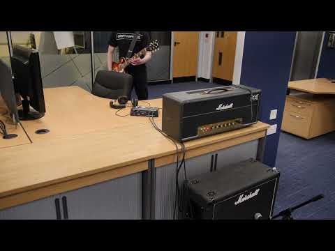 Cranked Marshall Super Lead Plexi into an open back 2x12 (with no attenuator) - 60s Clapton!!