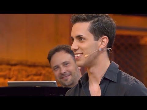 Rodrigo Lourenço - Cheira a Lisboa ("Em Casa D'Amália" - Ao Vivo em Minde)