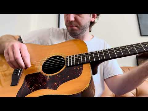 VIDEO// Gibson J-50 Deluxe 1973 - Natural image 10