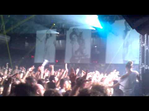 Sven Vath @Cocoricò Plays Gary Beck - Feel It 1\9\012.mp4