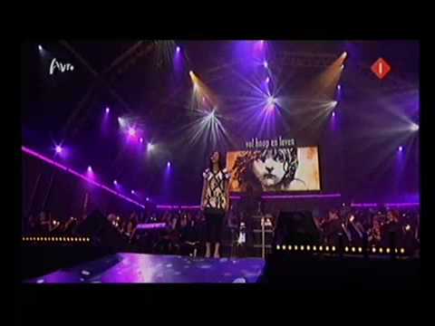 Nurlaila Karm @ the Uitmarkt  - "Mijn Droom" from the musical "Les Miserables"