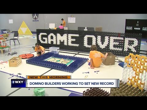 Metro Detroit domino builders work to set new record