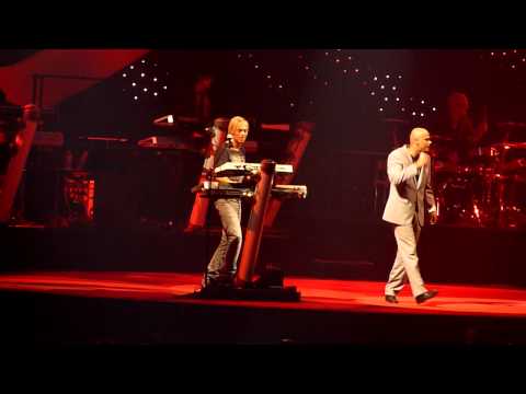 Milk Inc Eclipse - Regi & Nelson