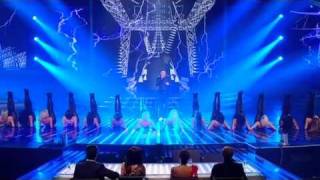 Matt Cardle sings I Love Rock N&#39; Roll - The X Factor Live show 8 (Full Version)