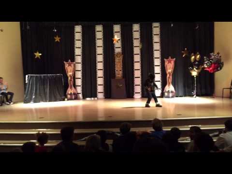 Roman 5 Years Old Michael Jackson Smooth Criminal