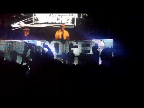 Roger Sanchez Supports Me Faz Amar Brian Chundro & Santos rmx @IBIZA