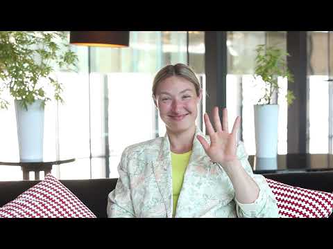 Czytanie na Dywanie #48: Justyna Woźniak czyta „Świat Ogromnych” z serii „Magiczne drzewo”