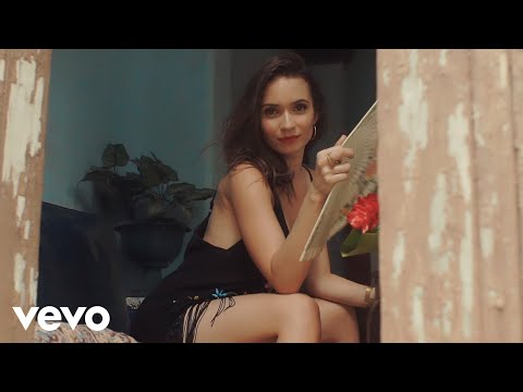 Diana Fuentes - Ojos Negros (Official Video)