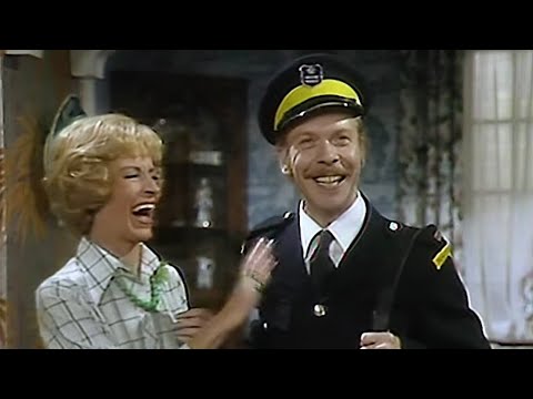 George & Mildred - S04E01: Just the Job (1978)