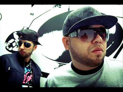 Ñejo & Dalmata feat Riko, Me Le Pegue