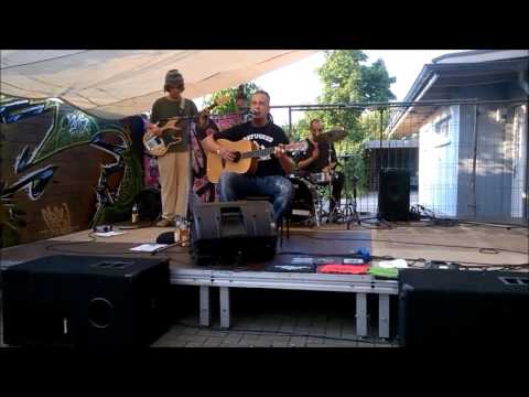 Zeitbombe Armut - Inihaus Sommerfest (2015)