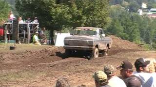 preview picture of video 'Glidden Mud Run 9/5/09'