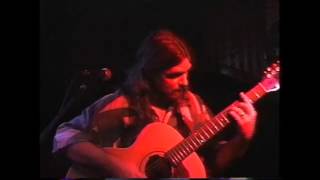 Keller Williams Friar Tuck's 12-18-1998 Part 2 (First Loop Ever)