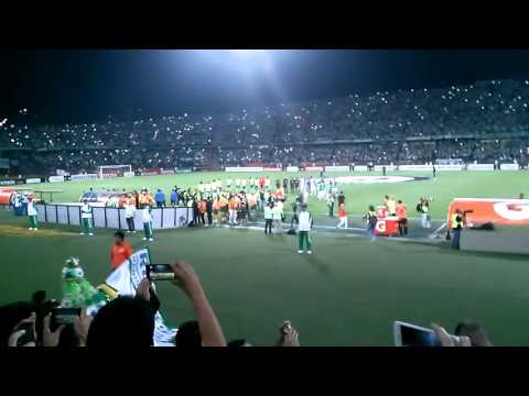 "Atletico Nacional Vs Sporting Cristal de Peru  Asi se Vive La Pasion del Futbol" Barra: Los del Sur &bull; Club: Atlético Nacional
