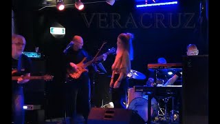 Veracruz  framfører  &quot;Drafted&quot; av Camel (band), på Tessa&#39;s, juni 2019 HD