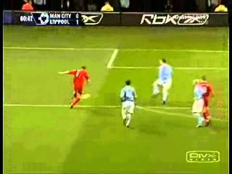 John Arne Riise Goal - Manchester City 0 Liverpool 1 - Premiership (26/11/05)