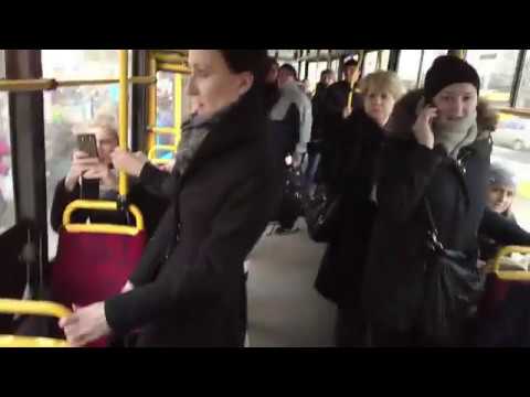 I'VE GOT THE WEINER AND YOU'VE GOT THE BUN!