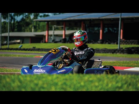 POV em uma volta rápida no kartódromo do Velopark!