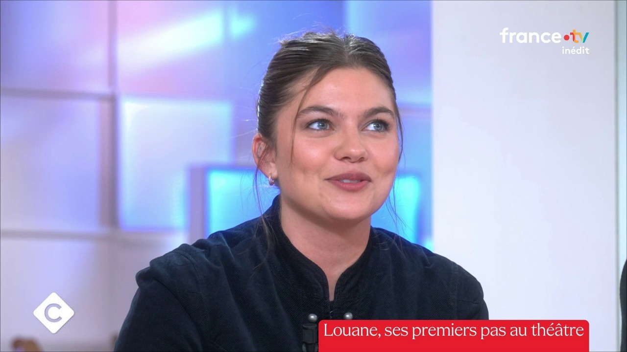 Louane :  2h22, une histoire de fantômes au théâtre