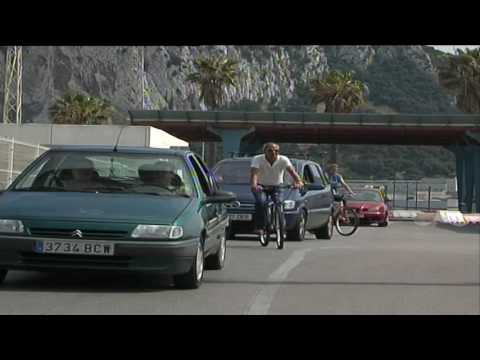 La Guardia Civil interviene 1.500 cajetillas de tabaco de contrabando ocultas en un vehículo