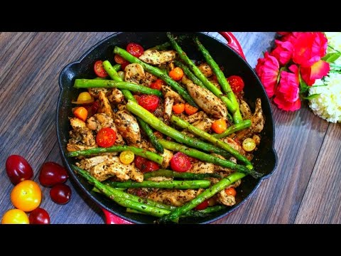One Pan Pesto Chicken and Asparagus Recipe (Healthy chicken and Veggies)