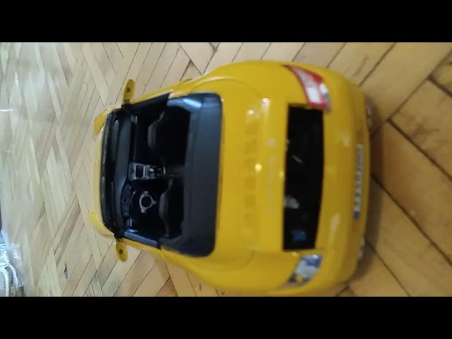 LE548 MAISTO Special Edition 31126 Car 1/18 Porsche 911 Carrera in Toys & Games in City of Toronto
