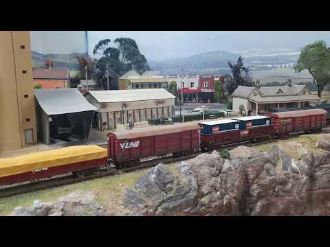 V/Line Y168 - Mixed Freight