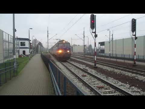 EP09-047 (EU: 150 011-1) z iC 8310 "MATEJKO" (ŚWiN.-PRZEM.GŁ.) - przelot przez ŚW.KAT. (RP1)