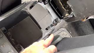 Ford fusion center consul lid replacement