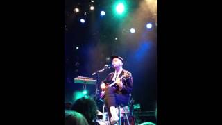 Jens Lekman - I know what love isn&#39;t