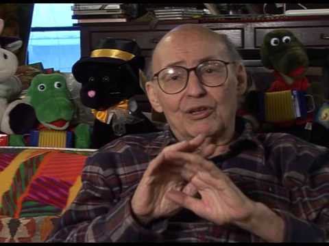 Marvin Minsky - Analogy is the difference between human and computer thinking (77/151)