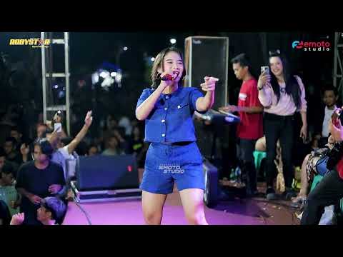 PACAR LIMA LANGKAH - VEGA AGUSTINA - ROBYSTAR MUSIC - WEDDING SUGIARTO & NOVI - BATEALIT JEPARA