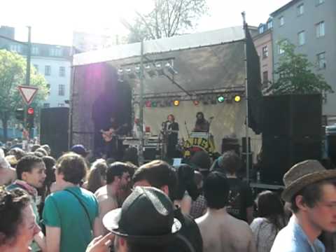 Analogik - God Rusik - live in Berlin last Song