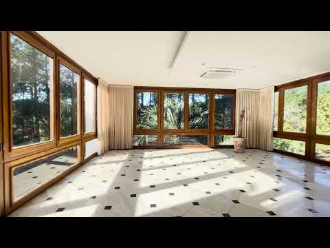Video de YouTube - Casa en Venta de 7 dormitorios con Piscina y Garage en Punta Ballena, Maldonado