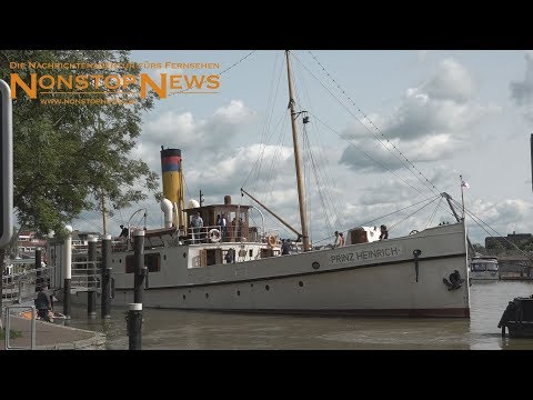 Historisches Dampfschiff "Prinz Heinrich" dreht erste Runde im Leeraner Hafen - 22.08.2017 - log