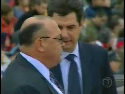 Eliminatorias Mundial 2002: Uruguay 1-0 Brasil (01/07/2001). Narración en portugués.