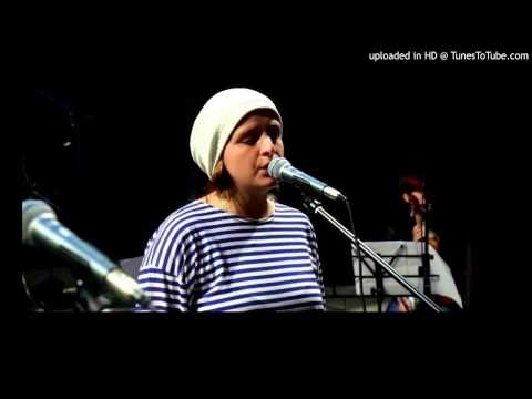 Megi Gogitidze & Irina Bairamashvili - Shevechvie Landebs