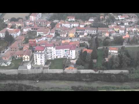 Incisa Scapaccino vista dall'elicottero